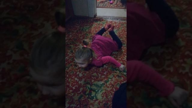 Как правильно заниматься тверком ))) и жёсткий тверк смотреть онлайн