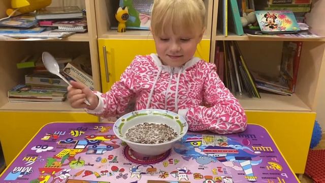 Правила поведения за столом для детей смотреть онлайн