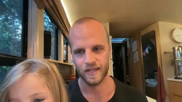 Skoolie Support #4: Live Bus Conversion Q&A (How to Build a Skoolie) смотреть онлайн