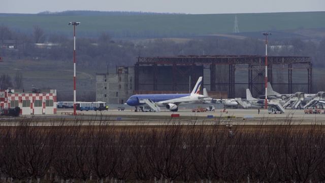 NEW 2023 Plane Spotting at Chisinau KIV Airport | 4K | 07.01.2023 смотреть онлайн