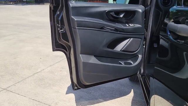 2018 Mercedes-Benz Metris Passenger Van Lakeland, Plant City, Winter Haven, FL L3756013A смотреть онлайн