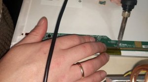 Ремонт матрицы - как припаять шлейфы к новой плате матрицы: инструкция