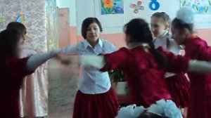 танец Веснушки у моей подружке