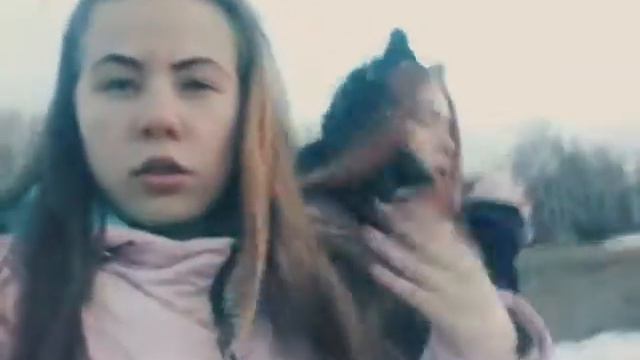 Вышли на прогулку😹Нас же нельзя выпускать на улицу💃 смотреть онлайн