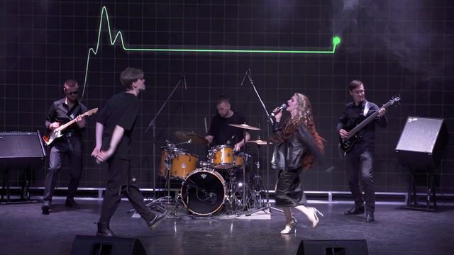 Кавер-группа STRIKE BAND - Bring Me to Life (Evanescence cover) смотреть онлайн