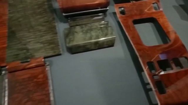 Реставрация любого дерева в салоне вашего авто. Любой сложности. Любая марка. Пример салон w124e500 смотреть онлайн
