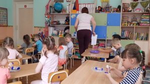 Занятие по математике в старшей группе: "Путешествие в страну математики с Незнайкой"