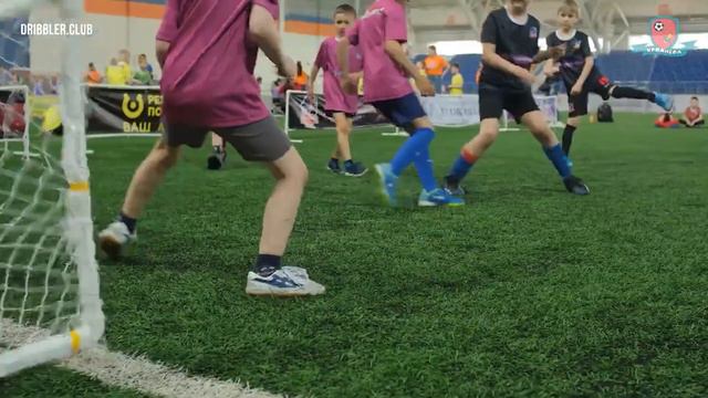 Когда пора начинать заниматься футболом в России I Дрибер I Крохабол смотреть онлайн