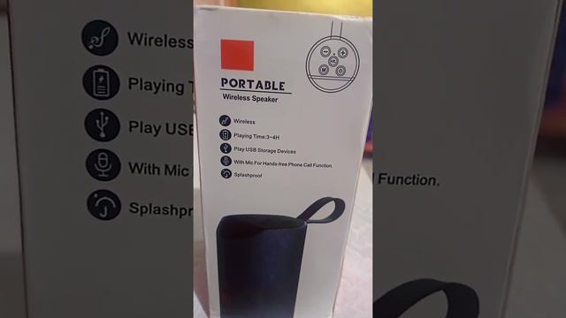 Portable Wireless Speaker with mic for hands-free phone call function. смотреть онлайн