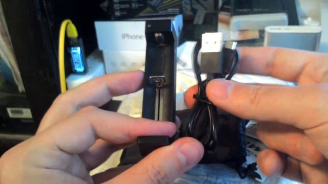 Зарядка Xtar MC1