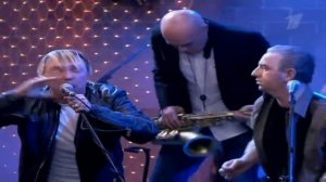 Моя бабушка курит трубку