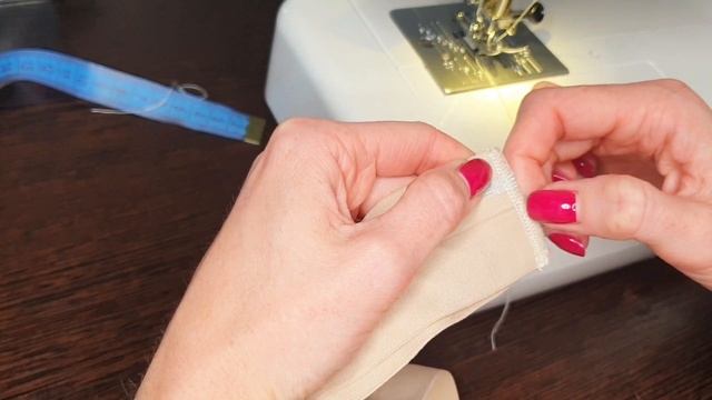 Как сшить юбку плиссе БЕЗ ОВЕРЛОКА. Как сшить юбку плиссе на подкладке своими руками. смотреть онлайн