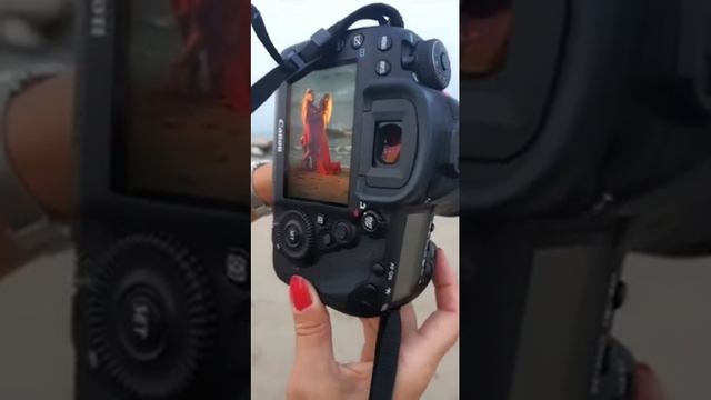 Съемка на улице. Работа с контровым светом, с использованием фотофонарей и лед панелей 2 часть смотреть онлайн