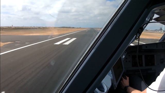 RDPresets new Faro Airport Scenery смотреть онлайн