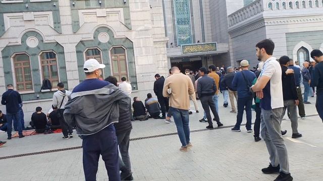 МЕЧЕТЬ на Пр.МИРА, Пятничный НАМАЗ смотреть онлайн