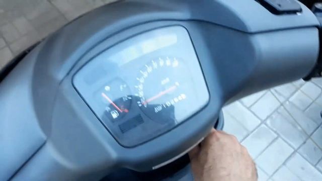 Suzuki Address 110 1998г смотреть онлайн