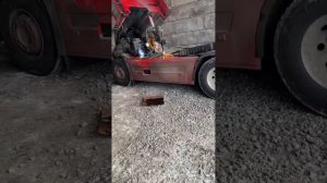 Снятие генератора Даф 105 #генератор #даф105 #вольво #бокс #экибастуз #даф111 #реф