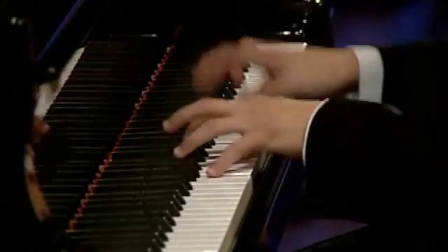 Li Yundi: Chopin - Andante Spianato, Grande Polanaise Brillante Op. 22 смотреть онлайн