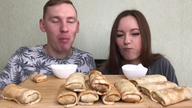 МУКБАНГ БЛИНЧИКИ С МЯСОМ ДОМАШНИЕ ЗАВТРАК MUKBANG PANCAKES WITH MEAT HOMEMADE BREAKFAST смотреть онлайн