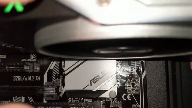 Nvidia RTX 2080 Ti Founders Edition Fan Bearing Noise смотреть онлайн