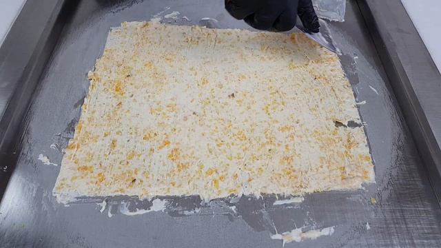 ASMR - Lays Ice Cream Rolls | Как сделать мороженое из чипсов Lays СЫР | Без разговоров смотреть онлайн