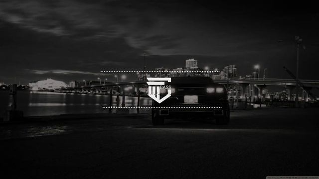 SKINNYꓘID - KRISS KROSS [BASS BOOSTED] смотреть онлайн