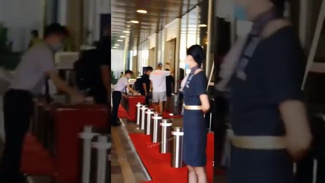 ( 070620 )ZTAO " leaving from SHENZHEN SZX airport" смотреть онлайн