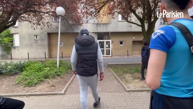 La lucarne d'Evry, l'attraction la plus célèbre d'île-de France смотреть онлайн