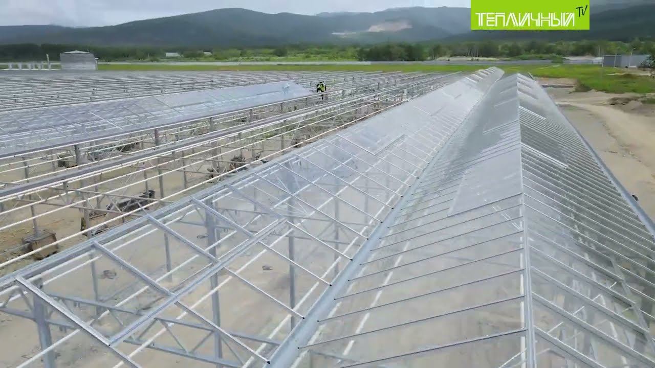 Полпред президента по ДФО Юрий Трутнев ознакомился с ходом строительства тепличного комплекса смотреть онлайн