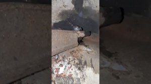 как снять верхний рычаг на ваз 2101---2107.