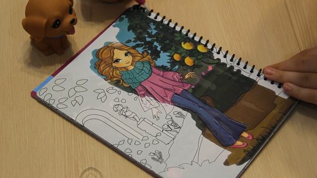 Водная раскраска девочка Water coloring girl смотреть онлайн