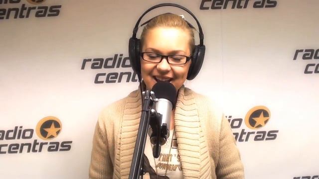 Monika Linkytė - Be mamos смотреть онлайн