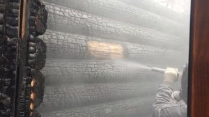 Очистка срубовой бани после пожара и шлифовка бруса 1 часть