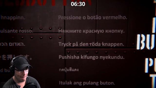 WORLD'S HARDEST GAME! | Don't Push The Red Button смотреть онлайн
