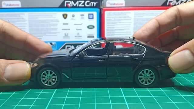 BMW M550i Merk RMZ City (Bimmer)