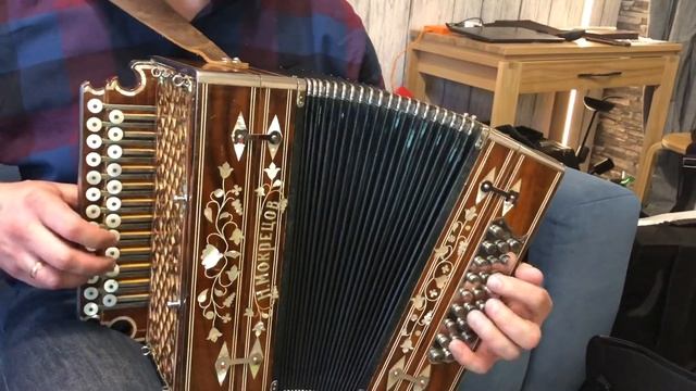 Гармонь Мокрецова 2х-тональная смотреть онлайн