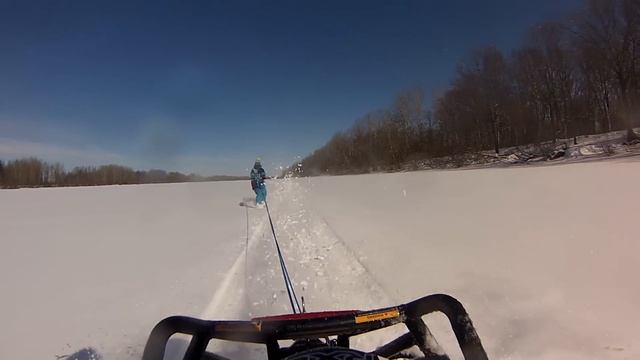 за снегоходом на сноуборде (Никита Бушецкий) смотреть онлайн