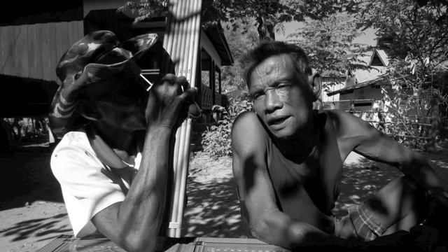 Binaural Recordings: Lao folk song / Si Phan Don, Laos смотреть онлайн