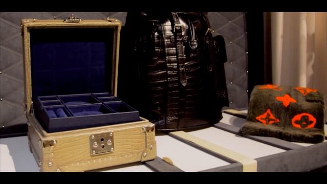 Louis Vuitton Exotic Realm смотреть онлайн