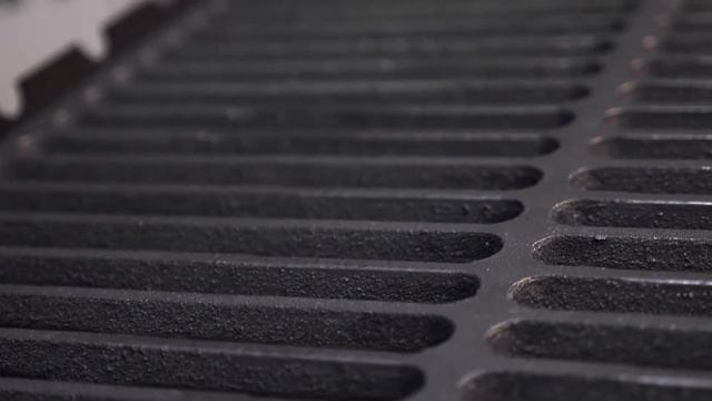 Мангал-гриль "Дача" с крышей смотреть онлайн