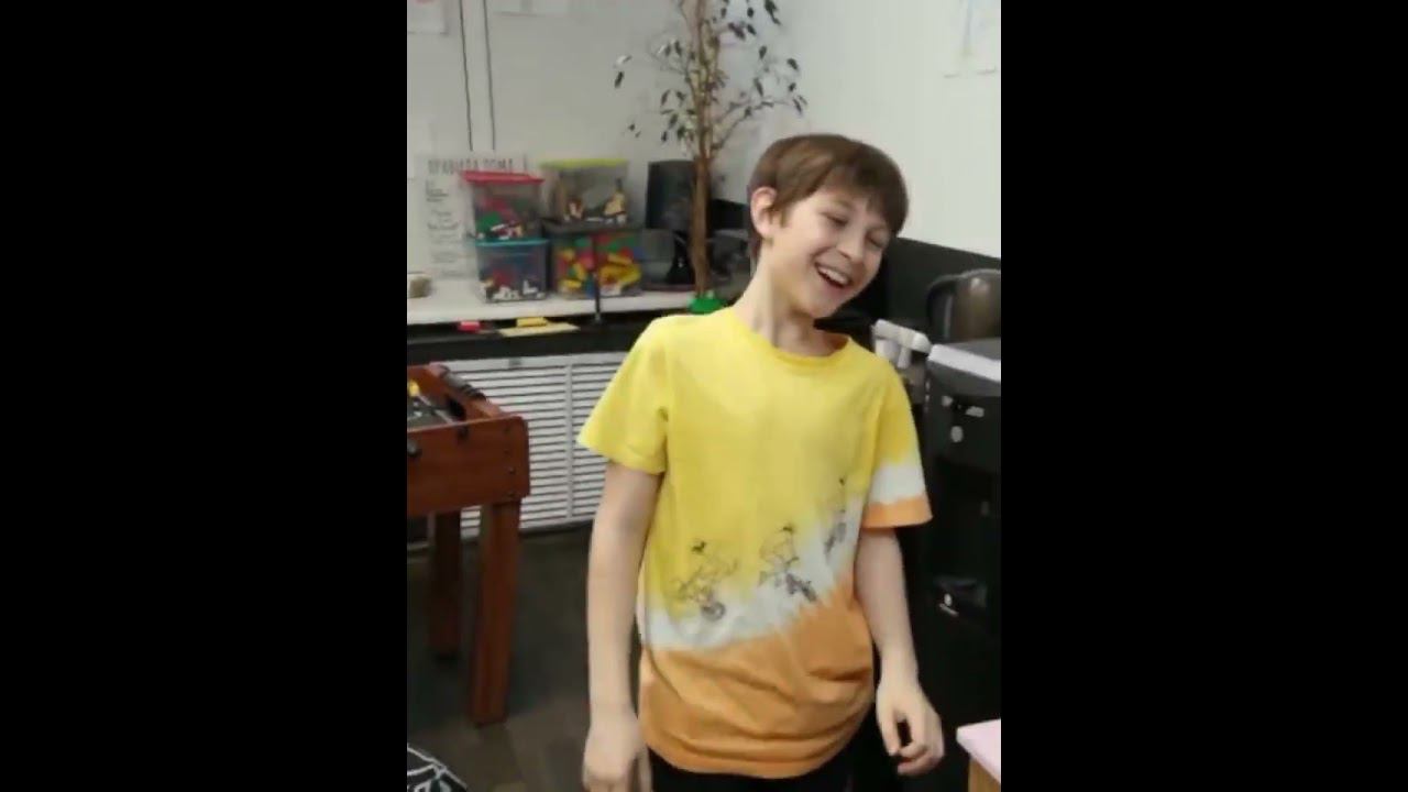 Детский клуб Bunny Hop смотреть онлайн