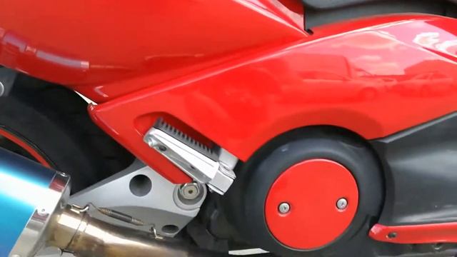 YAMAHA T-MAX NO. B7578 смотреть онлайн