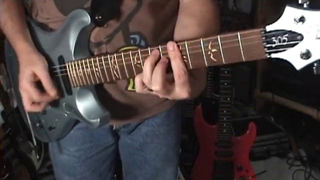 2010 Paul Reed Smith PRS 305 Guitar Review By Scott Grove смотреть онлайн