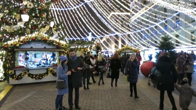 ulieVLOGmas: НОВОГОДНЯЯ МОСКВА, СЮРПРИЗ ДЛЯ ПОДПИСЧИКОВ, ПЛАНЫ #ULIEHOLIDAYS смотреть онлайн