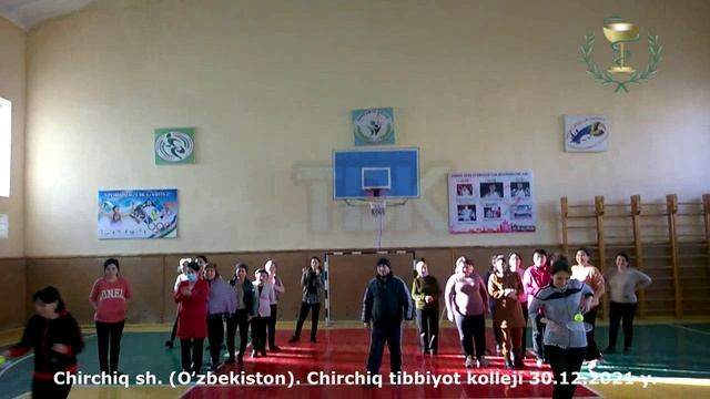 2021.12.30 ÇTKda o̒qituvchilar o‘rtasida “Quvnoq startlar” sport musobaqasi 1 – qism.mp4
