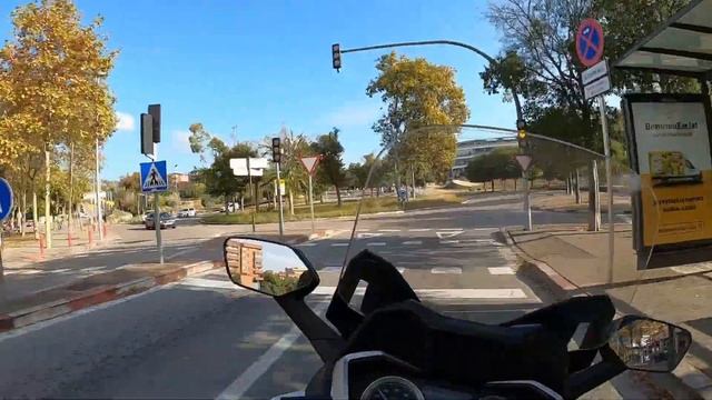 Prueba y opinión HONDA FORZA 350 смотреть онлайн