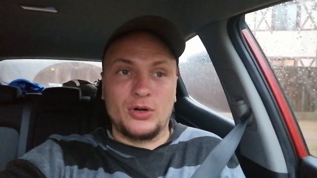 Как хрупкая девушка выгнала жадного дезинсектора смотреть онлайн