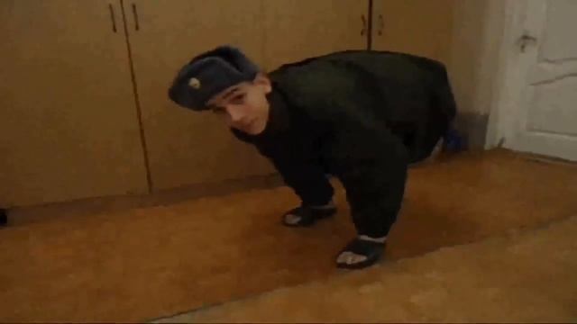 Подборка армейских приколов #8 2019 Ноябрь Армия Русские приколы Баяны ПРИКОЛ смотреть онлайн