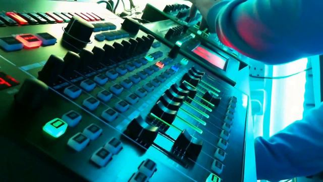 Roland Aira Arturia Beatstep Pro jam смотреть онлайн