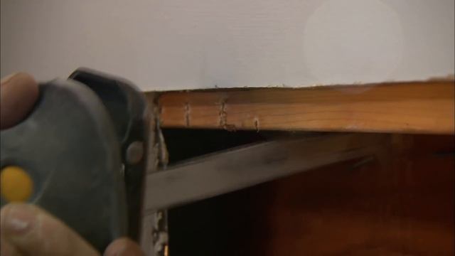 How to Install a Fire Escape Ladder | Ask This Old House смотреть онлайн